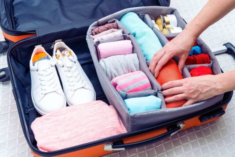 Arrumar a mala de viagem